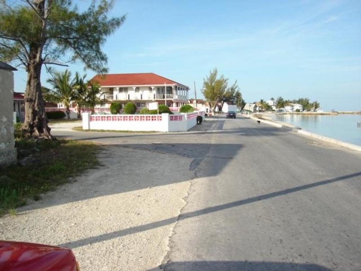 Beside The Pointe Cottage Savannah Sound Exterior foto